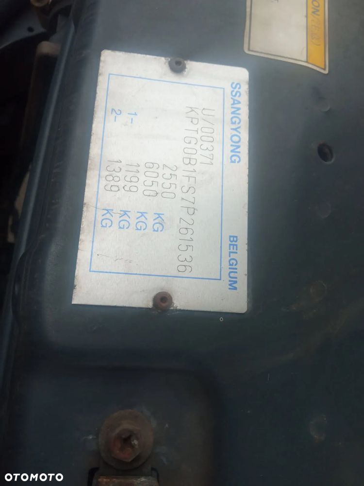 SsangYong/KGM Rexton 270 Xdi Standard / Comfort - 16