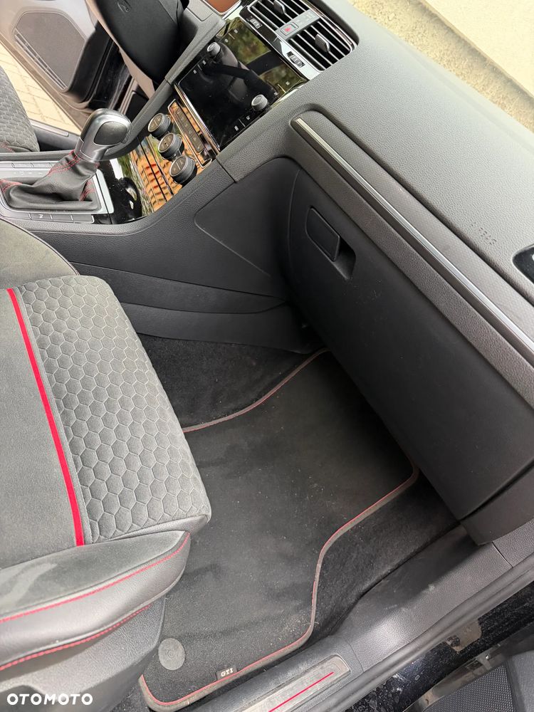 Volkswagen Golf 2.0 TSI BMT GTI Performance DSG - 20