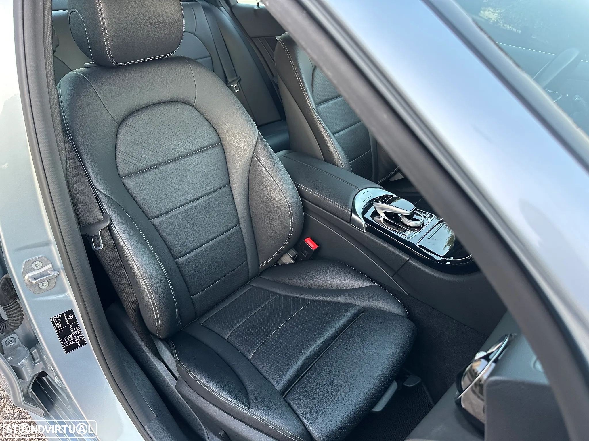Mercedes-Benz C 300 h AMG Line - 10