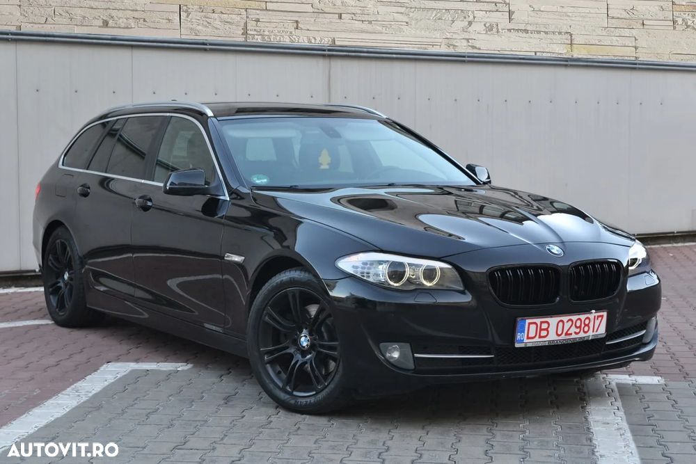 BMW Seria 5 520d Touring - 4