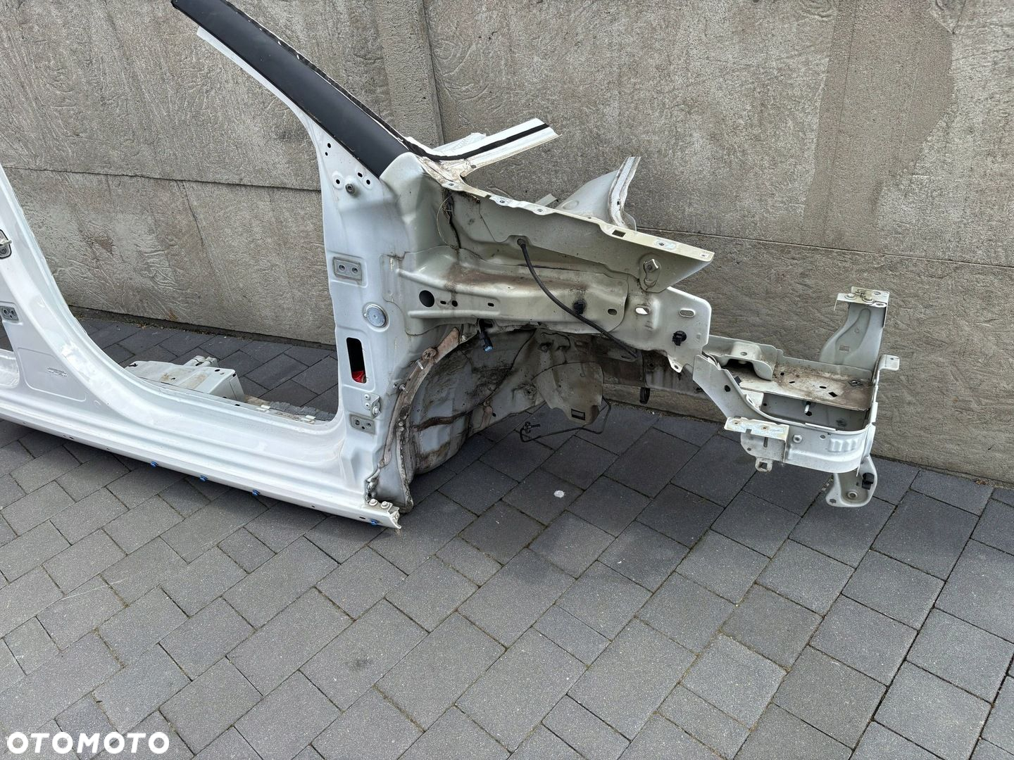 Citroen C3 III PODŁUŻNICA ĆWIARTKA PRAWA - 2