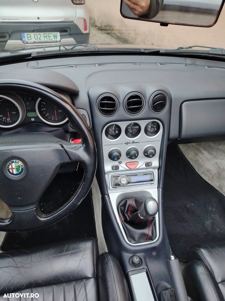 Alfa Romeo Spider - 16
