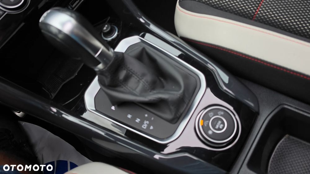 Volkswagen T-Roc 2.0 TSI OPF 4MOTION DSG Sport - 35
