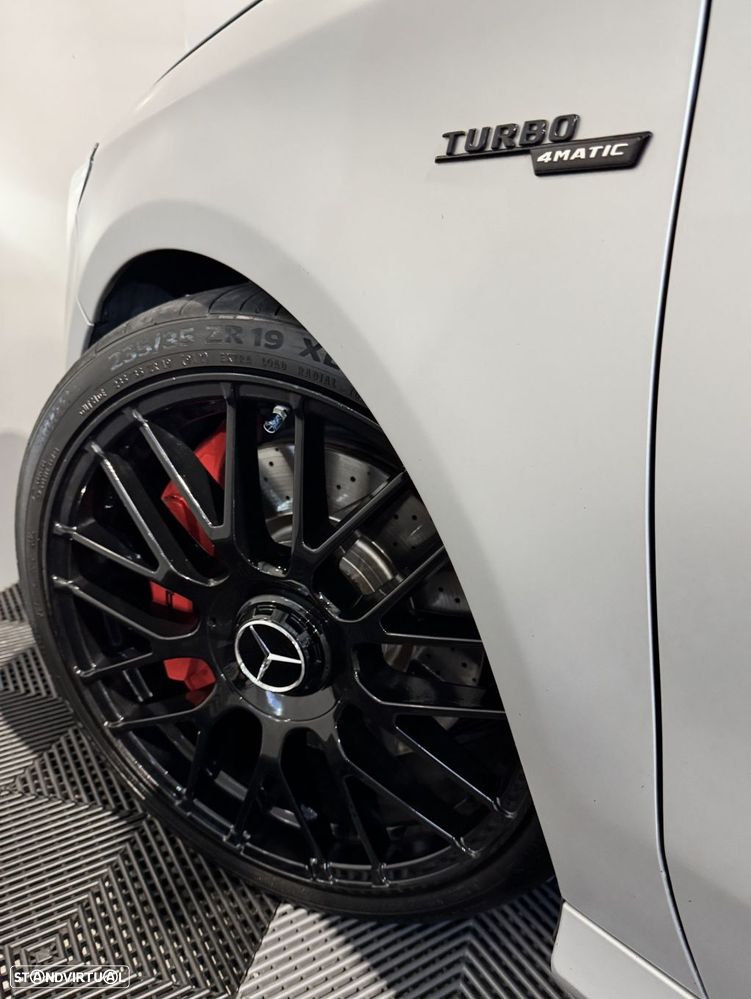 Mercedes-Benz CLA 45 AMG 4-Matic - 27