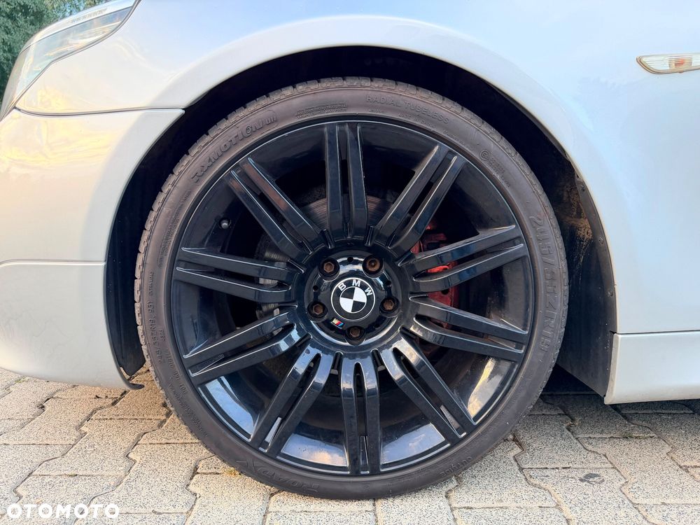 BMW Seria 5 525i - 27