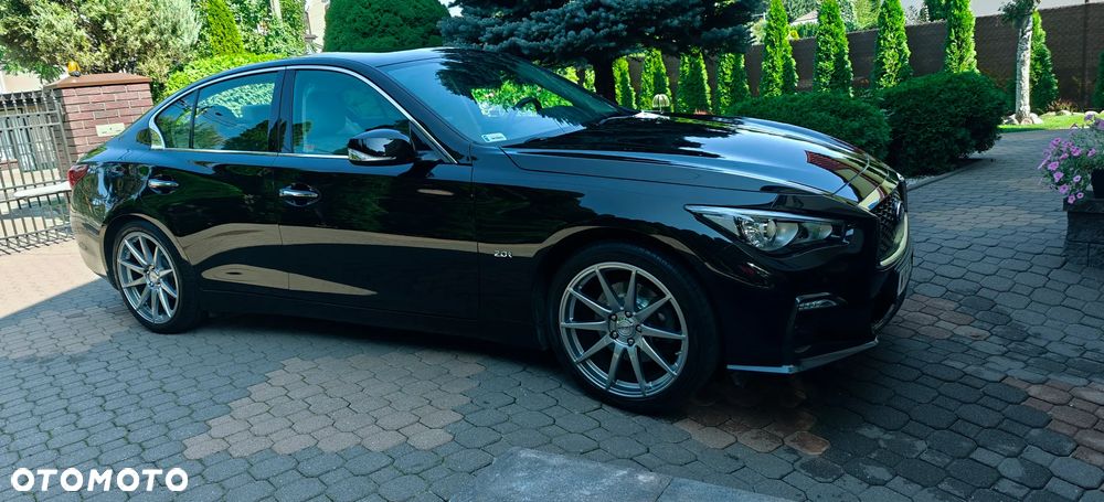 Infiniti Q50 2.0t Sport Sound Studio by Bose - 4