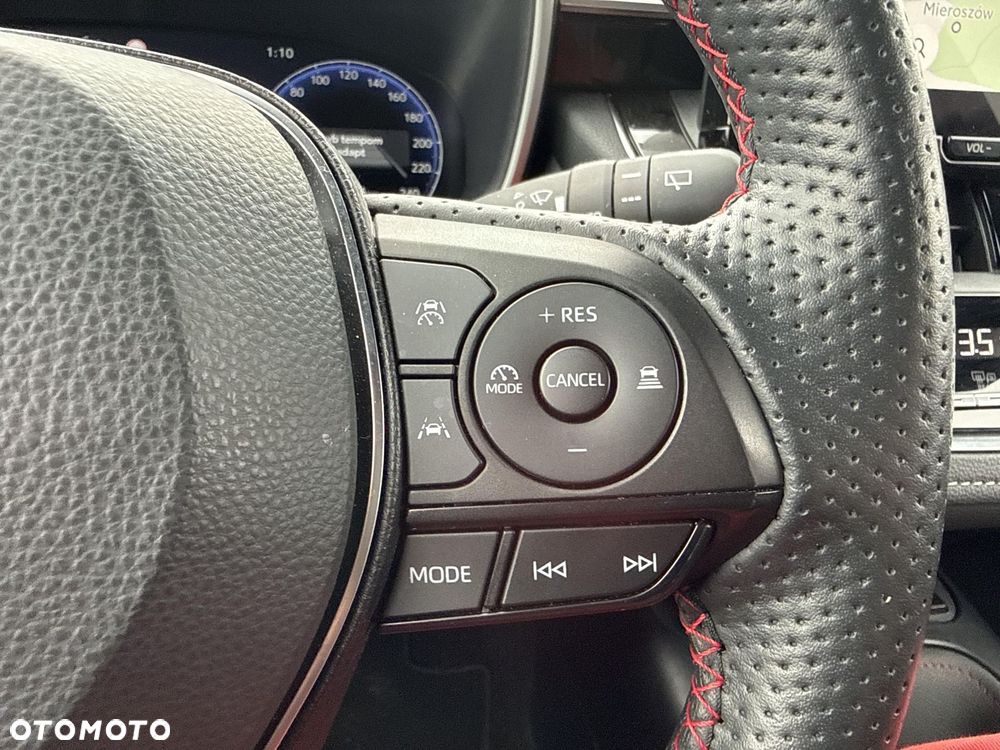 Toyota Corolla 2.0 Hybrid GR Sport Dynamic - 18