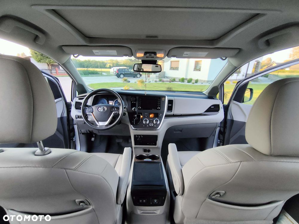 Toyota Sienna 3.5 V6 SE - 26