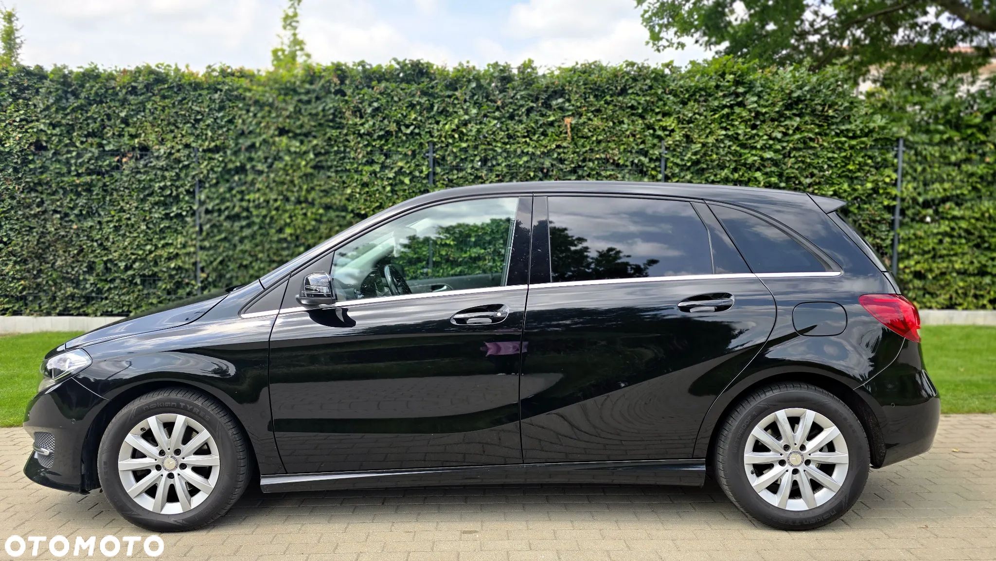 Mercedes-Benz Klasa B 180 BlueEFFICIENCY Edition - 1