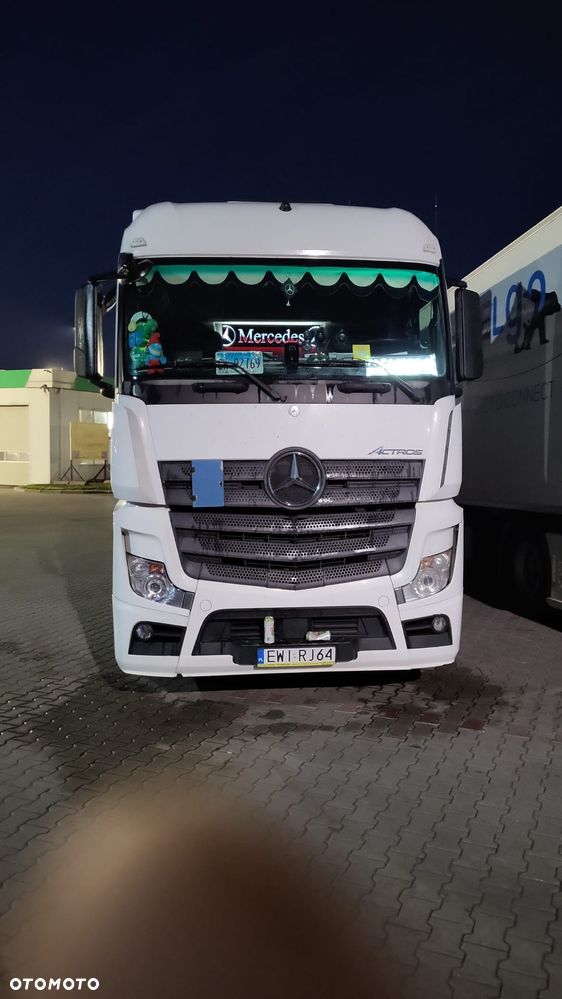 Mercedes-Benz Actros - 6