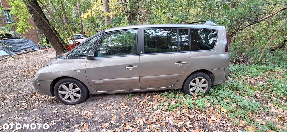 Renault Espace 2010 photo 2