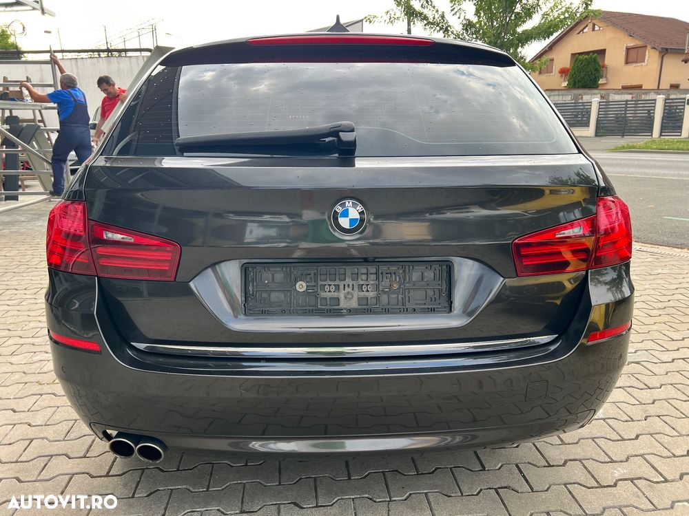 BMW Seria 5 520d xDrive Touring Aut. Luxury Line - 12