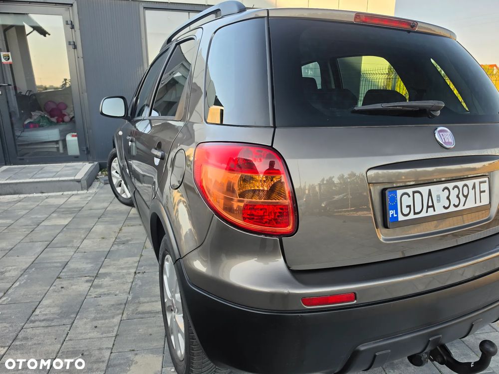 Fiat Sedici - 13