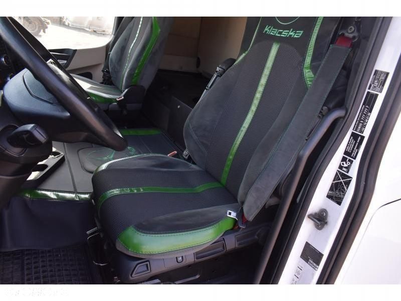 Mercedes-Benz Actros - 21