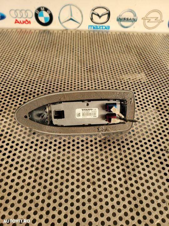 Antena Navi Navigatie Volvo V70 XC70 An 2007-2013 Dezmembrez Volvo V70 - 4