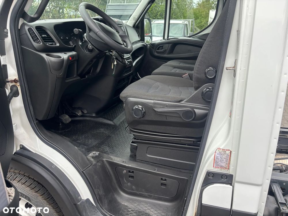 Iveco 70C17,,70C18,,70C15,,72C17,,50C17,,35C17,,35C15 PODWOZIE DO ZABUDOWY  WYWROTKA SKRZYNIA LADUNKOWA KONTENER CHLODNIA 70 SZTUK NA PLACU - 7
