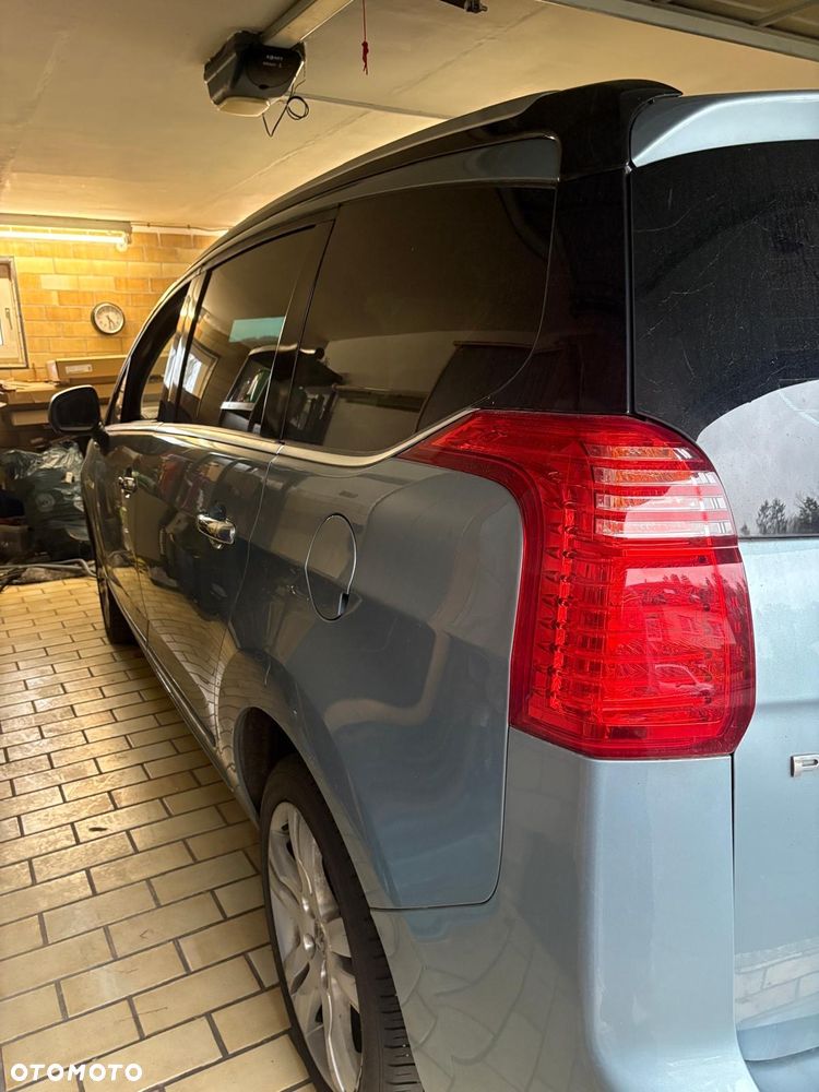 Peugeot 5008 2.0 HDi Premium + - 4