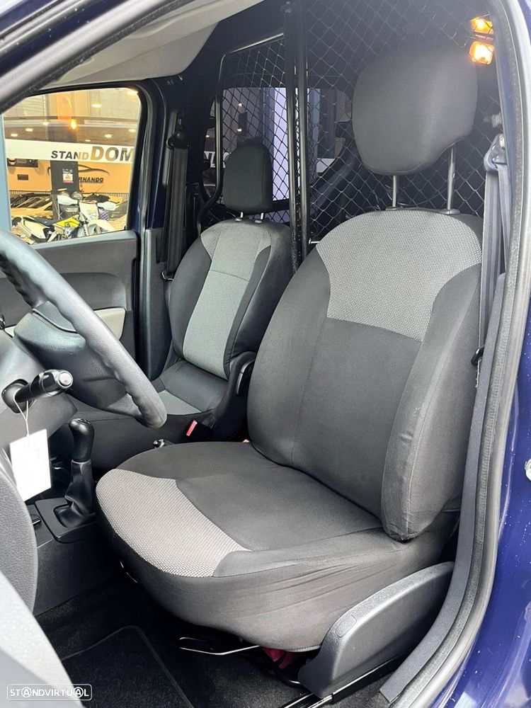 Dacia Dokker 1.5 dCi Stepway - 37