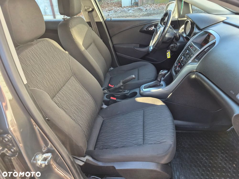 Opel Astra 1.4 T Cosmo - 17