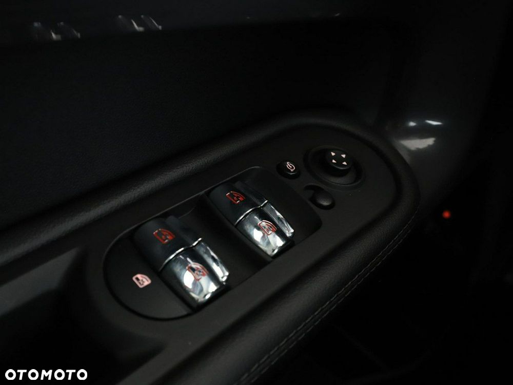 MINI Countryman Cooper S E All4 - 33