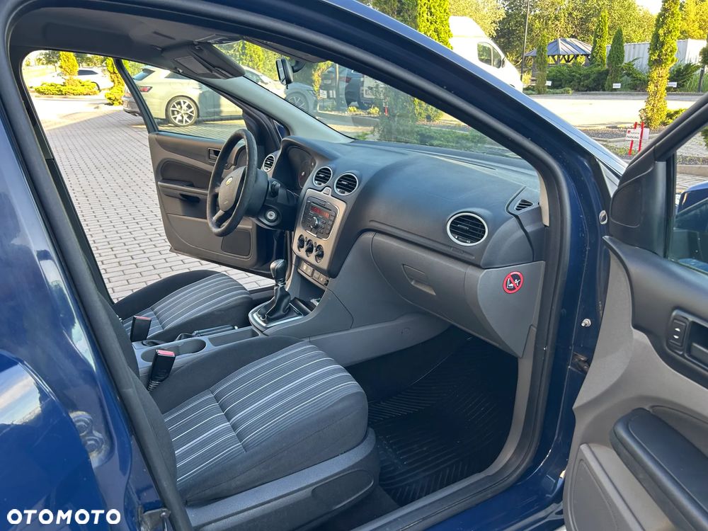 Ford Focus 1.6 TDCi Amber X - 12