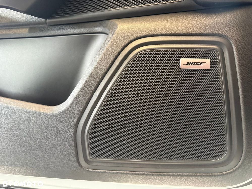 Porsche Macan - 25