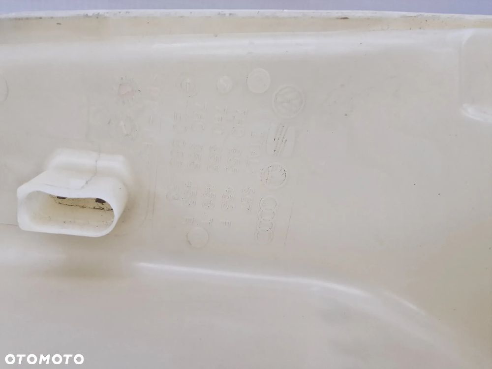 VW T5 LIFT 7E0 09- ZBIORNICZEK SPRYSKIWACZY , NR 7H0955453P / 7H0955453T / 7H0955453R , NR AUKCJI ZS21 - 6