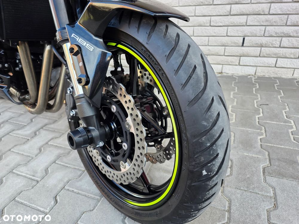 Kawasaki Z 900 - 7
