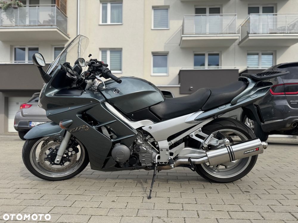 Yamaha FJR - 6