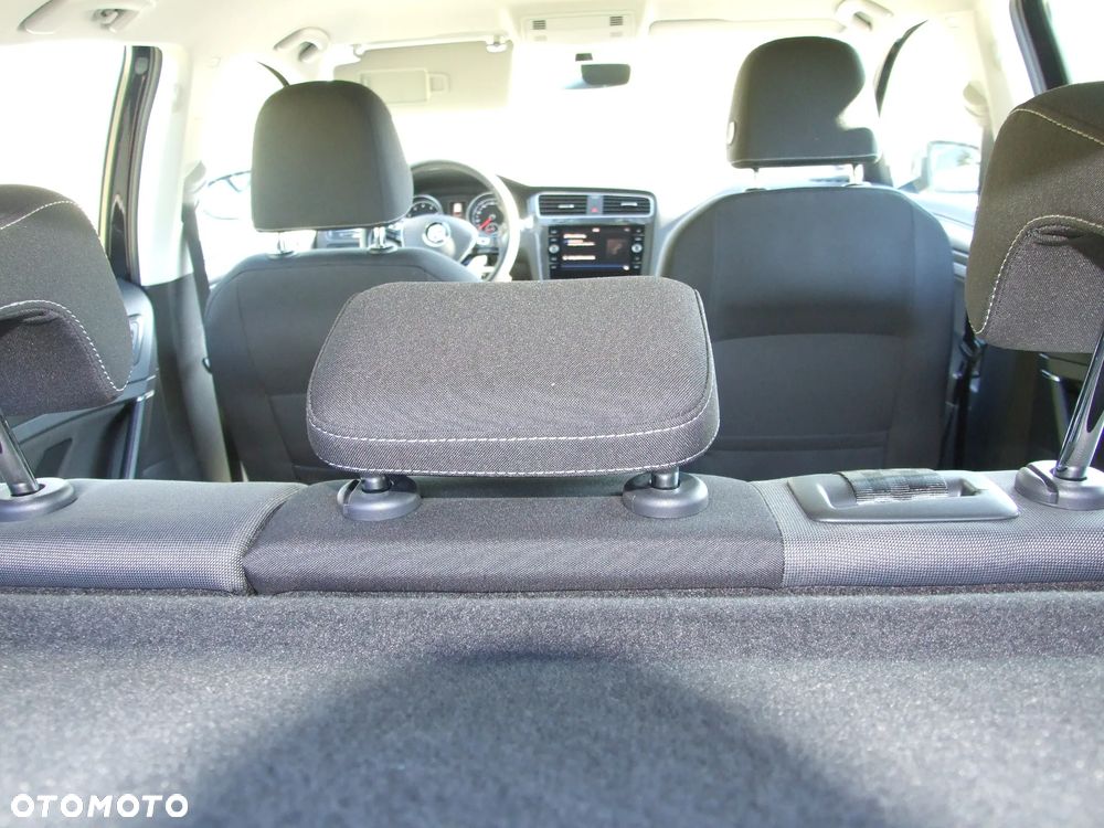 Volkswagen Golf 1.5 TSI BMT Evo Comfortline - 15