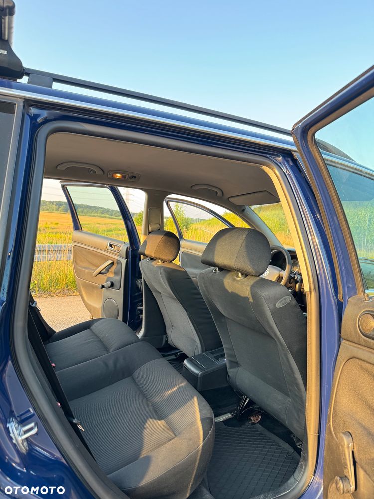Volkswagen Passat 1.9 TDI Comfortline - 7