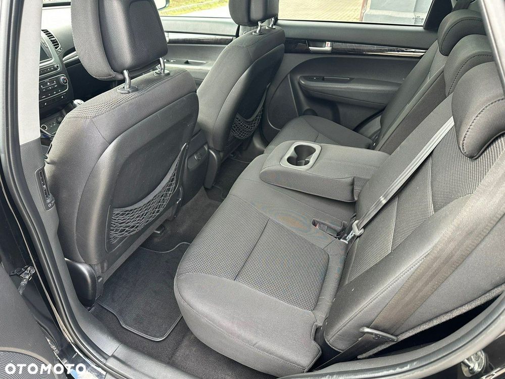 Kia Sorento - 11