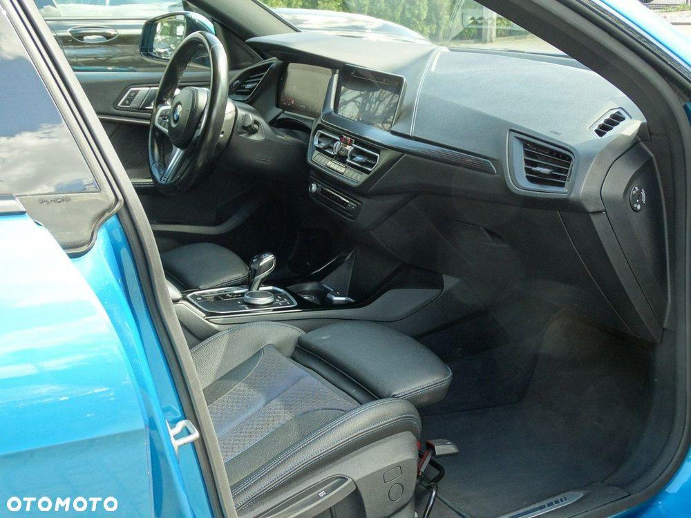 BMW Seria 2 218i M Sport - 11