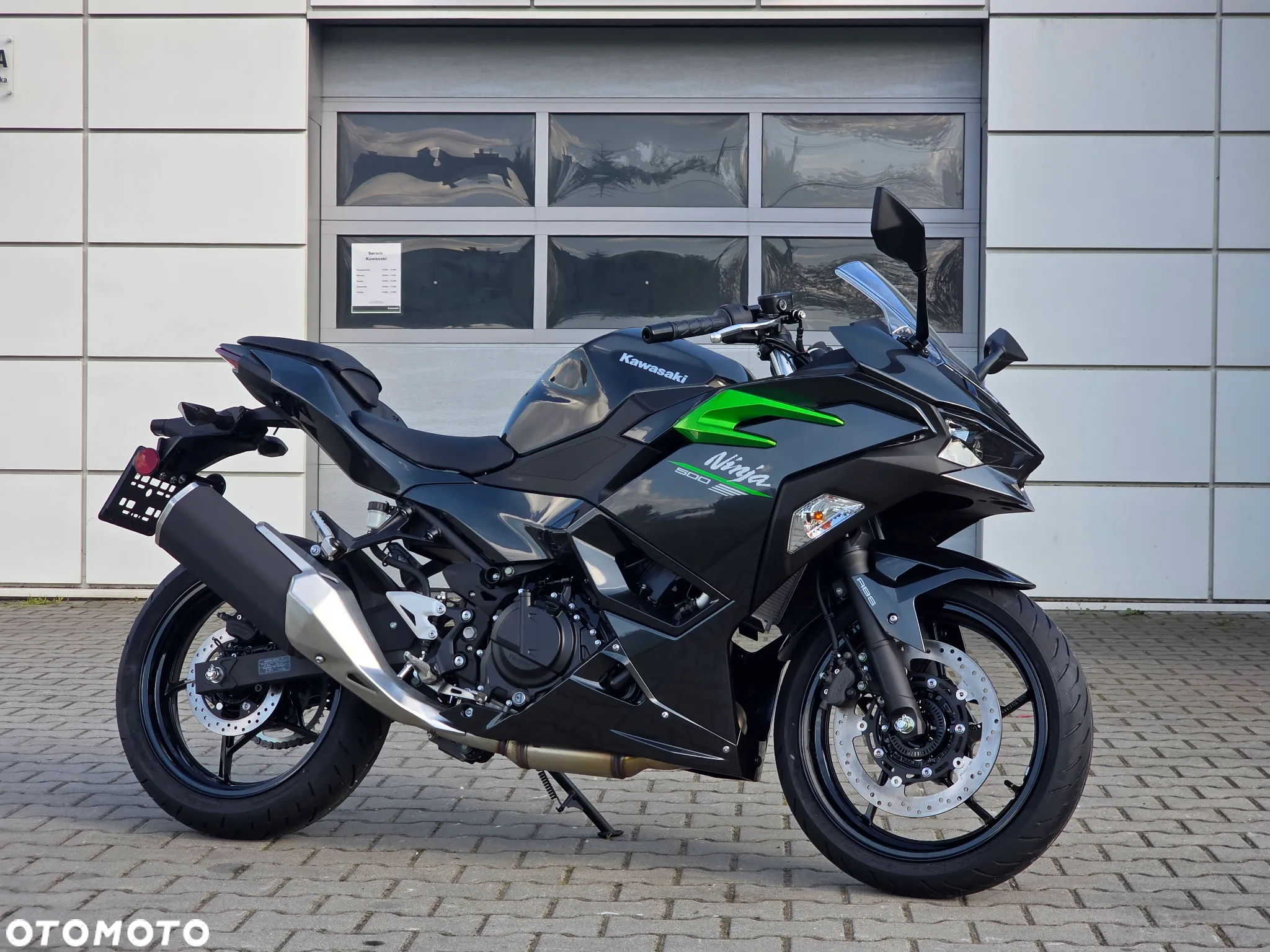 Kawasaki Ninja - 4