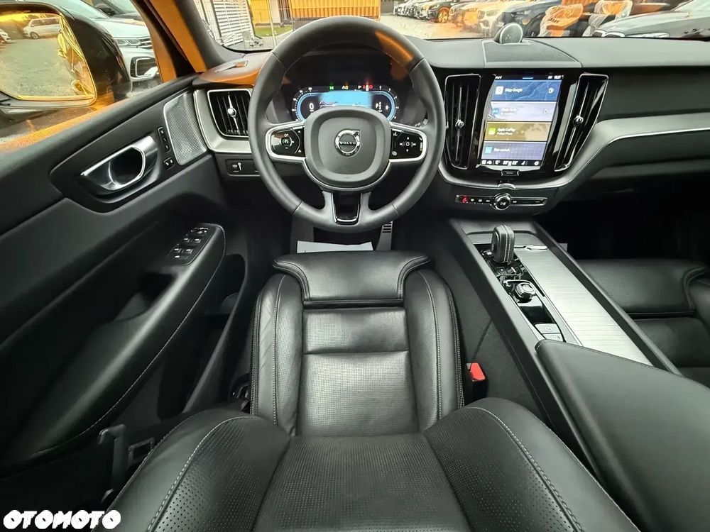 Volvo XC 60 B4 D AWD Ultimate Dark - 39