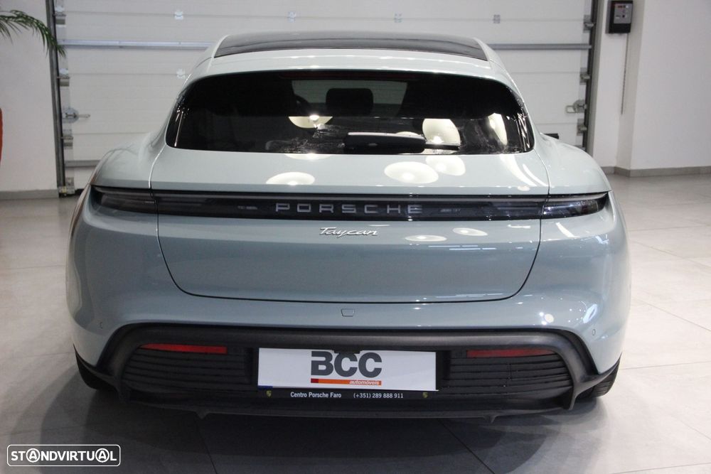 Porsche Taycan Sport Turismo - 4