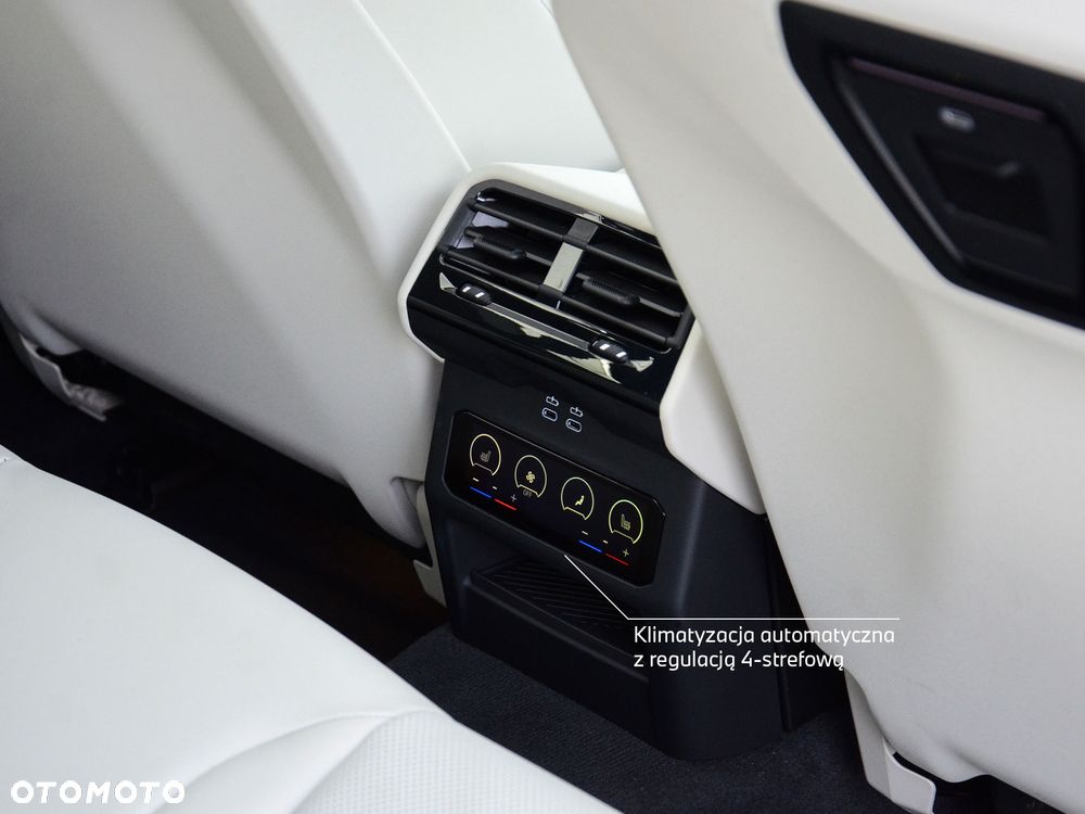 BMW Seria 5 540d xDrive mHEV - 30