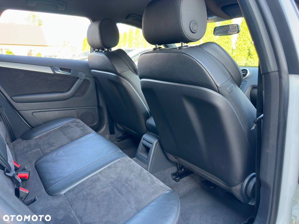 Audi A3 Sportback 1.8 TFSI S tronic S line Sportpaket - 27