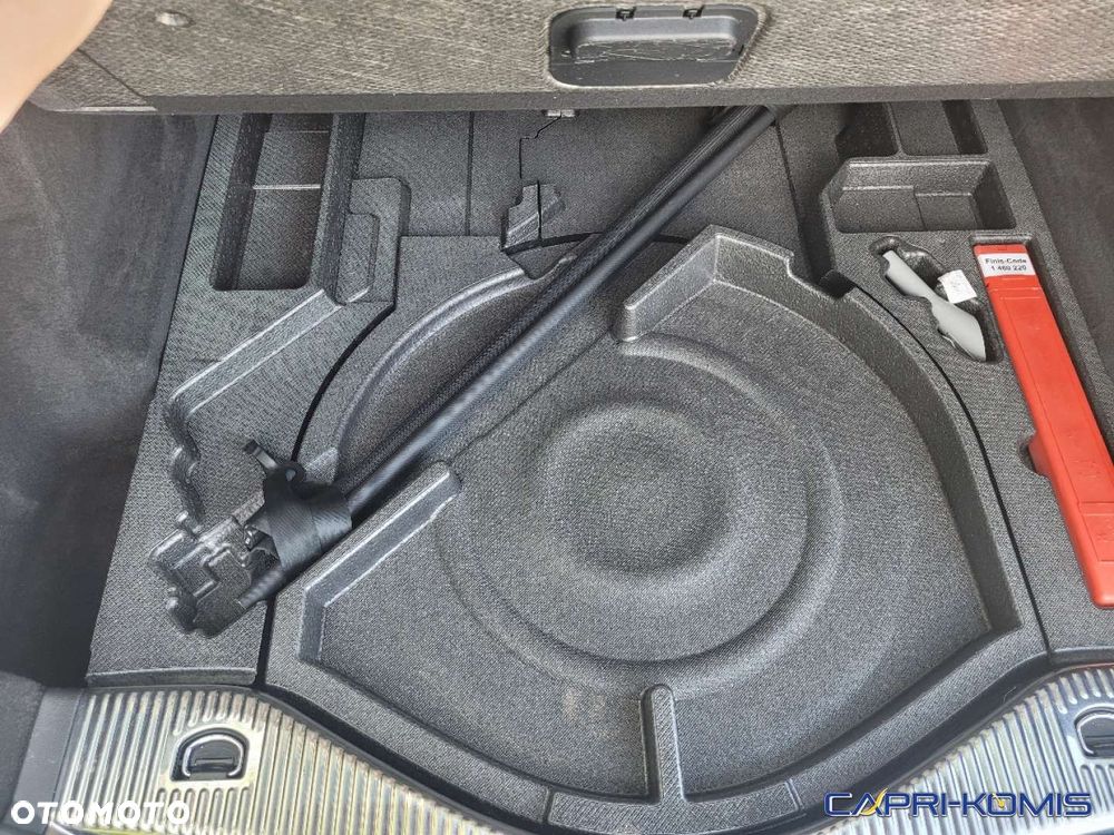 Ford Mondeo SW - 28