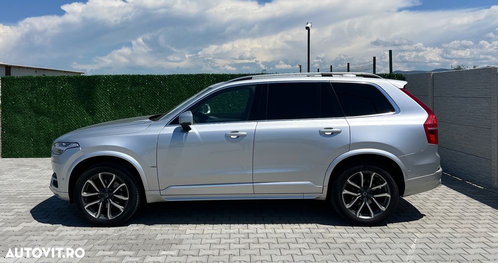 Volvo XC 90 D5 AWD Momentum - 7