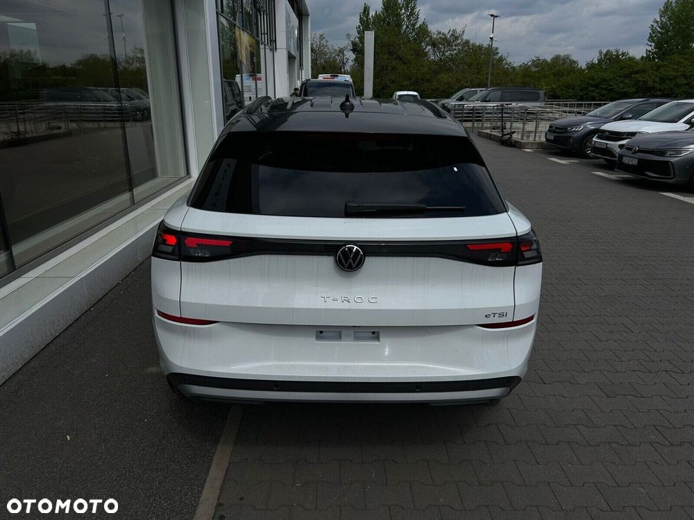 Volkswagen T-Roc - 12
