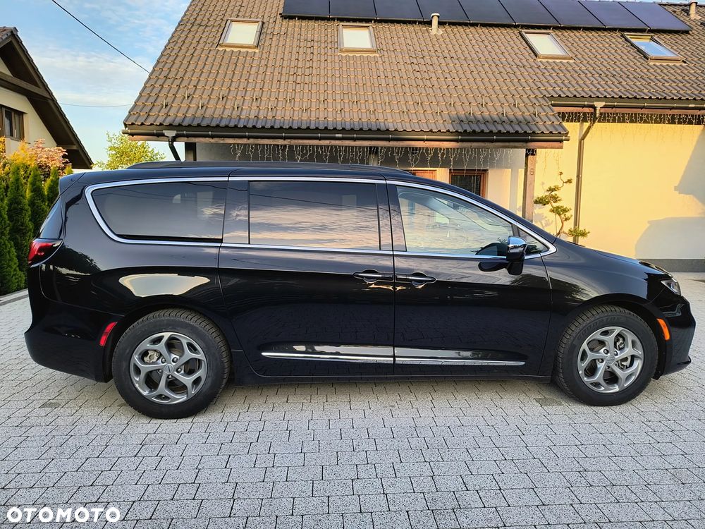 Chrysler Pacifica - 7