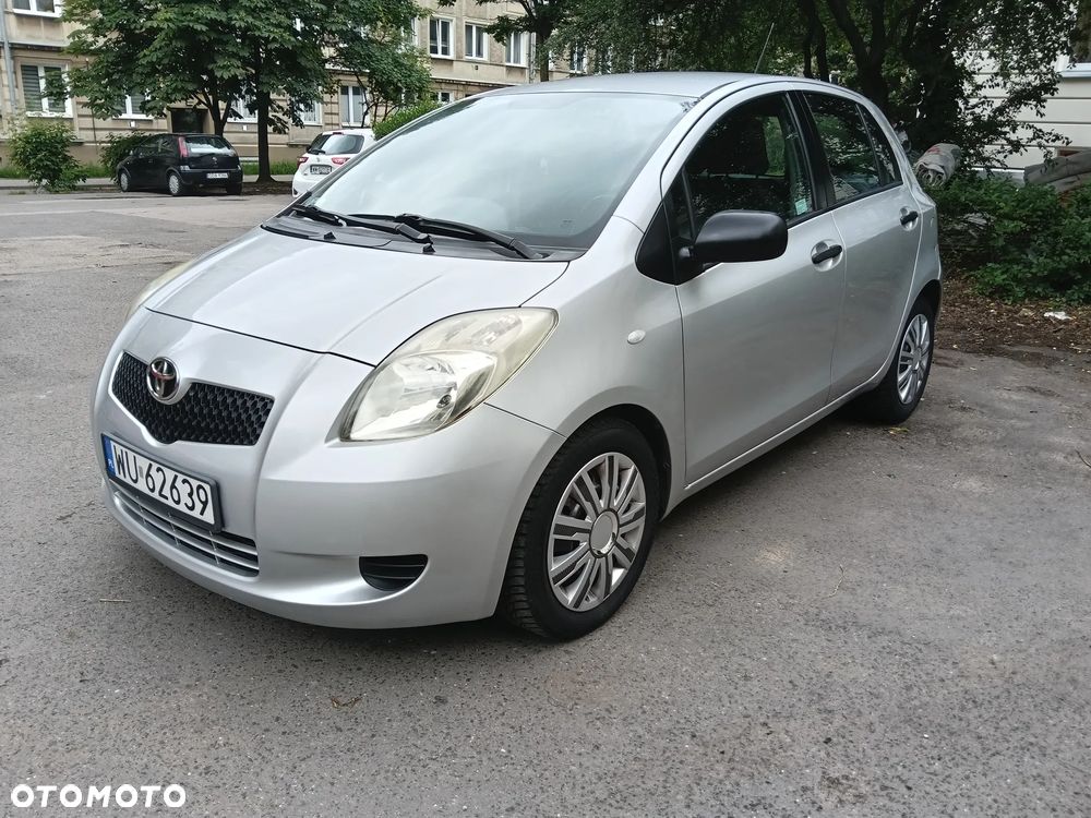 Toyota Yaris 1.3 Luna A/C - 4