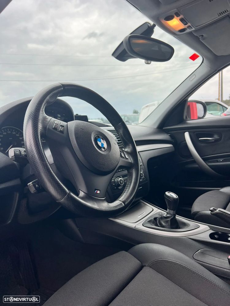 BMW 116 d Pack M - 11