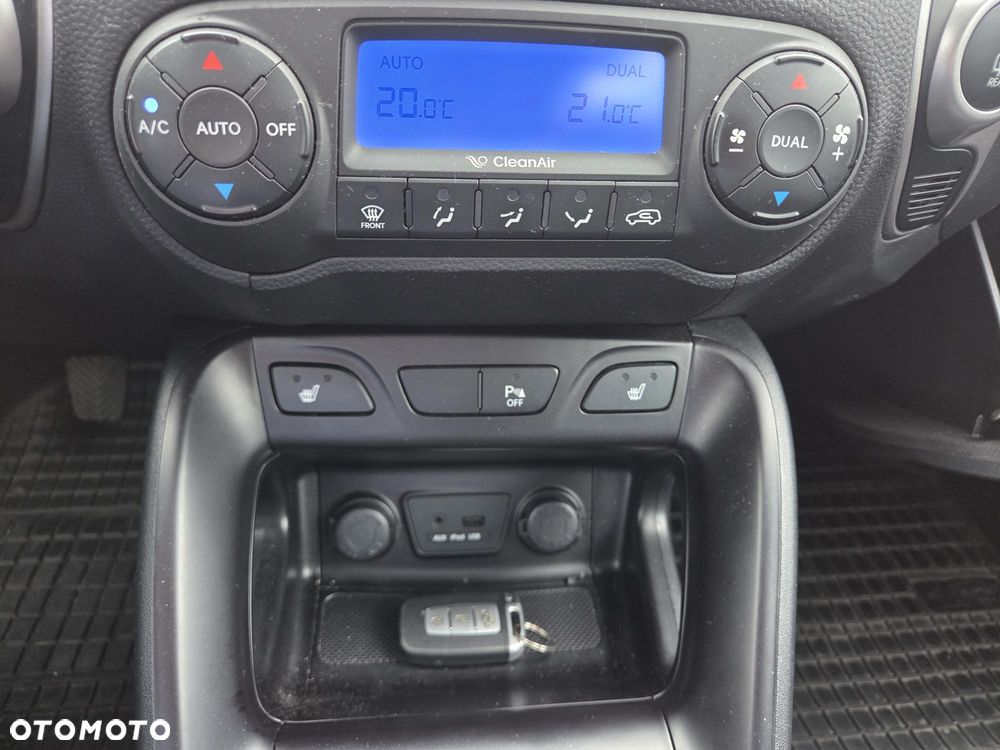 Hyundai ix35 1.7 CRDi 2WD blue Finale - 23