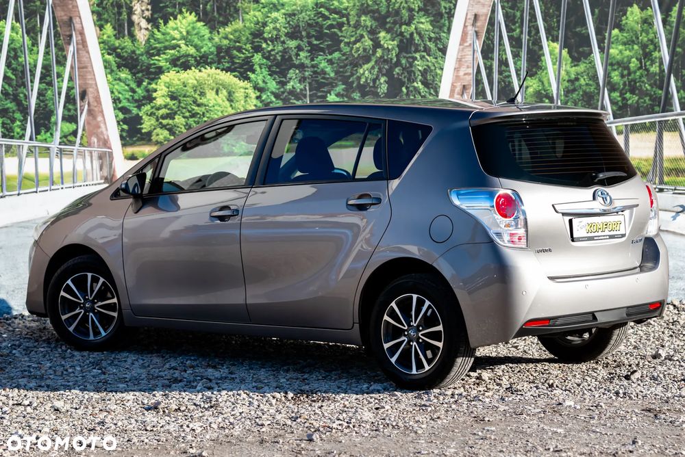 Toyota Verso 1.8 7-Sitzer Executive - 8