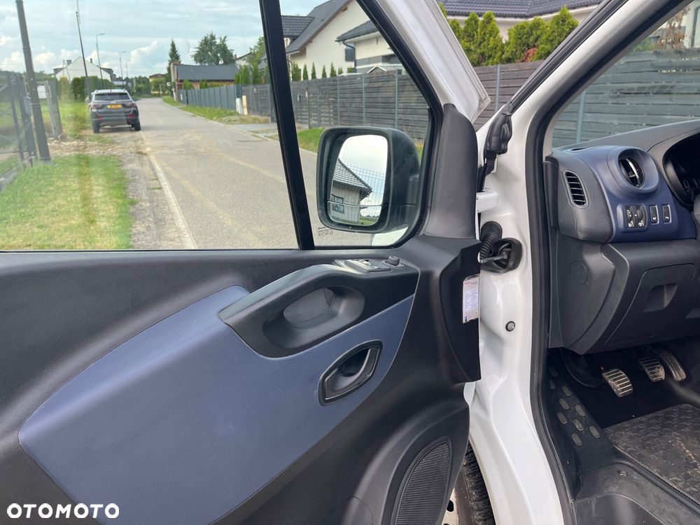 Opel Vivaro - 39
