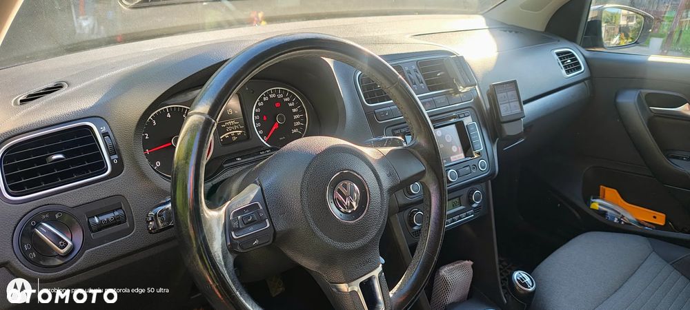 Volkswagen Polo 1.4 16V Highline - 12