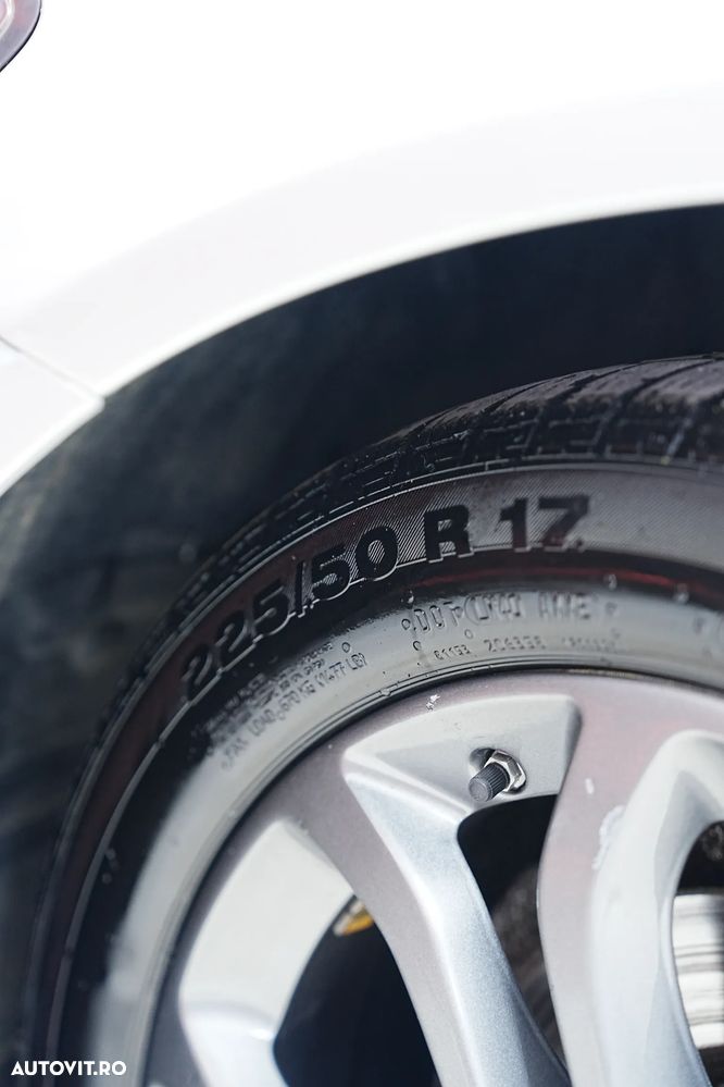 Mercedes-Benz C - 21