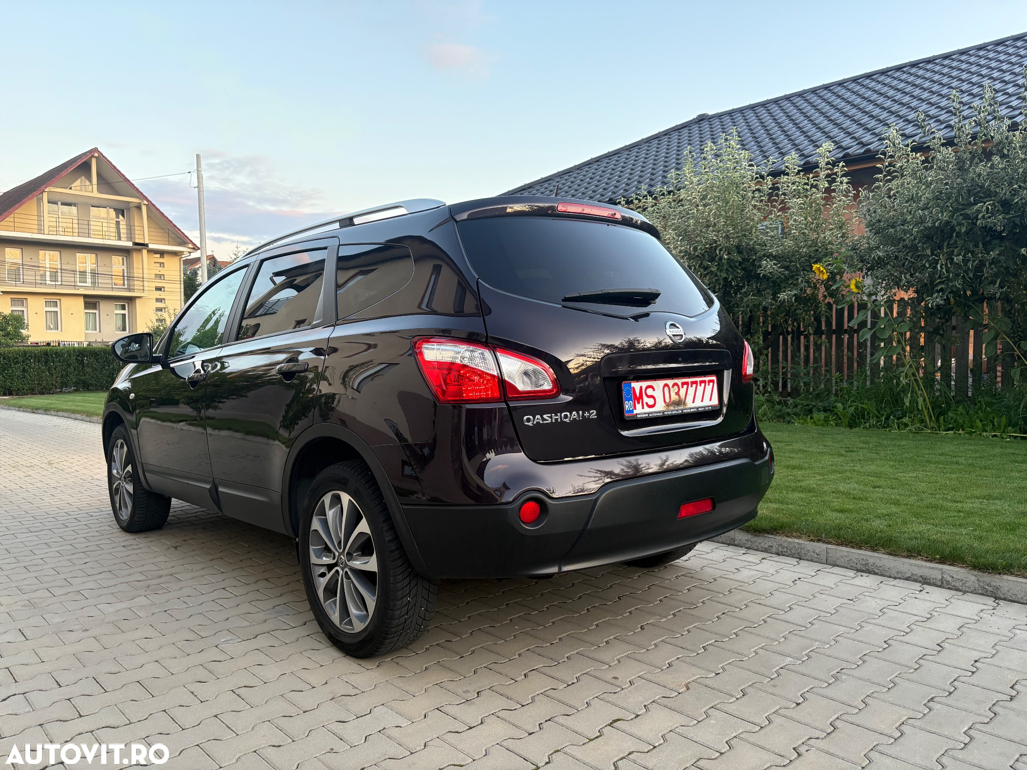 Nissan Qashqai+2 +2 2.0 "All Mode 4x4-i" Tekna - 3